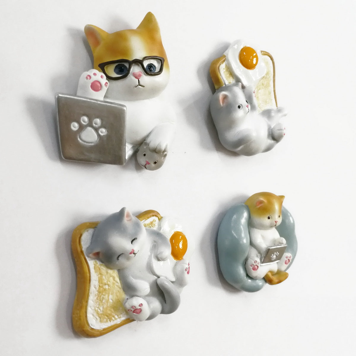 Refrigerator sticker 3D stereo creative resin phone case switch sticker home decoration Cat car outlet accessories