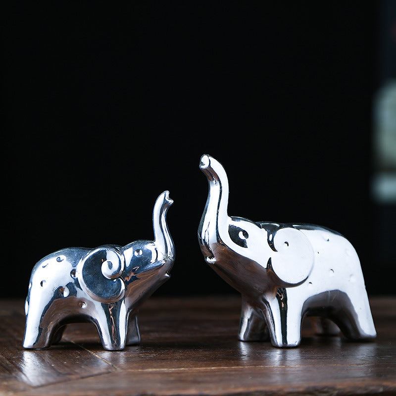 Ceramic small elephant home living room office creative decoration bedroom Children's Day gifts